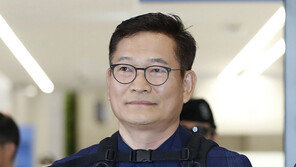 ‘돈봉투 의혹’ 송영길, 탈당계 제출…檢 자진 출석 검토