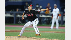 LG 마운드에 무슨 일이 생기면 ‘임반장’이 나타난다