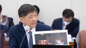 민주당, 민형배 이어 ‘재산축소 의혹’ 김홍걸도 복당 추진