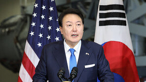 尹, 수단 교민 탈출시킨 주수단대사·공군중령에 전화 “고맙다”