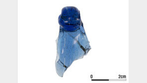 1600년전 로마 파란 유리, 함안 말이산 고분에서 나왔다