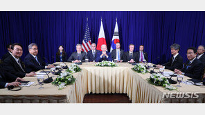 韓美日, 내달 21일 정상회담 개최 조율