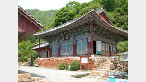 18세기 화려한 불전 ‘강진 백련사 대웅보전’ 보물 된다