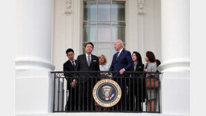 尹, 국빈만찬 건배사…“강철같은 동맹을 위하여”