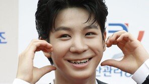 가수 정동원 檢 불구속 송치…“자동차 전용도로서 오토바이 타”