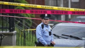 美, 또 총기 사건 5명 사망…경찰, 용의자 쫓는 중