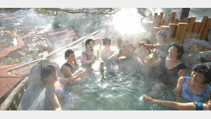 北 김정일 생가 백두산밀영서 ‘온천’ 발견…관광 개발 동력될까