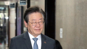 李 “과로사회로 퇴행 막고 노동기본법 보장받도록 책임 다할 것”