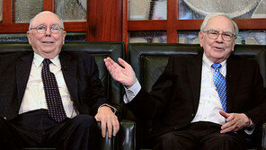 ‘버핏 오른팔’ 멍거 “다음 뇌관은 美상업부동산” 경고