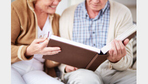 “사진 속 여기 어디지”…‘이곳’ 자극, 노인 기억력 쑥↑