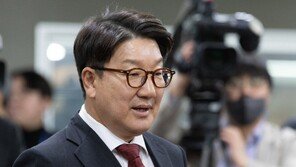 권성동, 송영길 “언론 향해 대인배 흉내…‘위군자’”