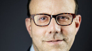 마이클 크레이머 “저출산 해결하려면 이민 허용되어야”