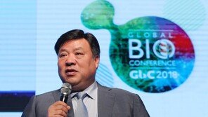 ‘셀트리온’ 서정진 혼외자 두 딸, 법적 자녀로 인정