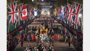 찰스3세, 6일 공식 즉위식… 英 ‘70년만의 대관식’ 리허설 