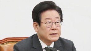 이재명, 건설노조 간부 분신 사망에 “사람 잡는 정치”