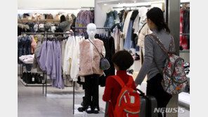 “아동복 한벌에 100만원?” 키즈 명품 패션 호황에 부모들 ‘씁쓸’