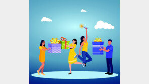 “5월 5일, 우리에겐 ‘어른이날’”… 부모에 용돈 받고 부부끼리 선물 