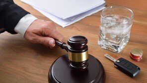 무면허 음주운전 걸리자 친언니 주민번호 댔다…40대 징역형