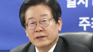 김남국-대장동 스트레스? 이재명, 목감기 이유로 일정 전면 취소