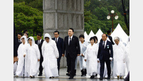 尹대통령, 5·18기념식 2년 연속 참석…이명박·박근혜 취임 첫 해만