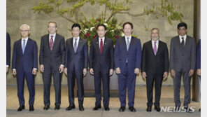 기시다, 해외 반도체기업에 투자 요청…삼성 “R&D센터 검토”