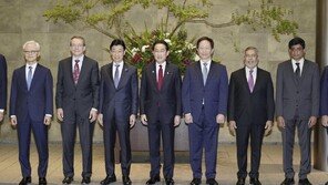 美마이크론, 日에 5조 투자 D램 생산… 英도 “日과 칩 파트너십” 