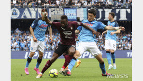 김민재, 루카쿠 꽁꽁 묶어…나폴리, 인터 밀란에 3-1 승리