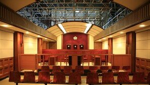 “혼자 죽기 억울해서” 처음 본 여성 살해 시도…징역 9년