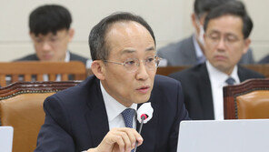 추경호 “무역수지 적자 5월 지나면 개선…세수 서서히 회복될 것”