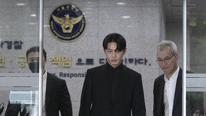 檢, ‘마약 상습 투약’ 유아인·지인 영장 청구…구속 갈림길