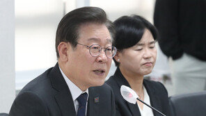 비명계 향한 ‘문자폭탄’에 칼 빼든 민주…강성 당원 첫 제명