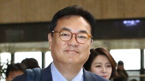 정진석 ‘노무현 명예훼손’ 첫 재판…“박원순 주장 반박한 것”