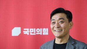 與 송상헌 홍보본부장 “중도층 타깃으로 차별화된 메시지 던질 것…‘룩 앤 필’ 개선 필요”