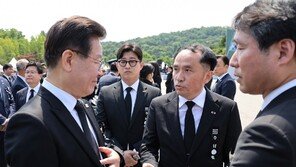 “北 만행이죠?” 최원일 前천안함장, 이재명에 항의…면담 요청