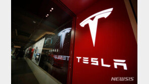 “경쟁사 입찰가 절반” 테슬라, 美전기차 충전기 시장 보조금 ‘싹쓸이’