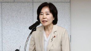 민주 혁신위장 김은경 “돈봉투 사건 만들어졌을 수도”