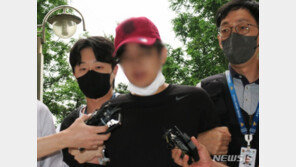 ‘비상문 난동’ 10대 “韓 권력층에 공격받는 느낌” 횡설수설