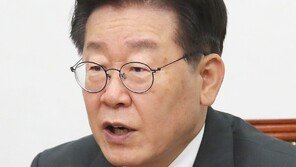 이재명 “尹 말 한마디에 교육현장 쑥대밭…한국 교육 최대 리스크”