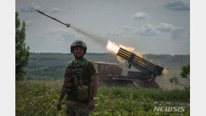 “우크라군 4분의 1만 투입…겨울 오기전 대공세 펼 듯”