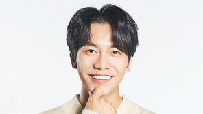 이승기 “30억 더 달라” vs 후크엔터 “9억 돌려달라”…법정공방 시작