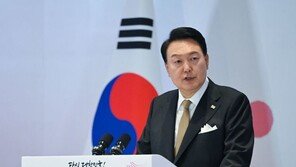 尹대통령 “한-베트남, 더 밝고 역동적인 미래 30년 기대”