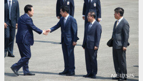 與 “尹, 매머드급 MOU 체결…대한민국 1호 영업사원”