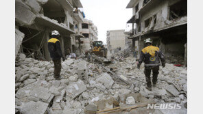 러시아, 반란 수습중 시리아 반군지역 공습…9명 사망