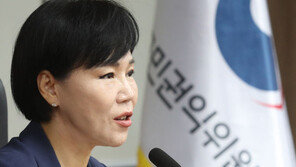 전현희, 尹정부에 “국민 지키는 행정 펼치길”…후임엔 ‘김홍일’ 유력