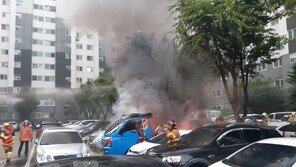 인천 아파트 주차장서 불 지른 택배기사, 구속…“도망 염려”