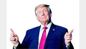 트럼프 지지율 44%… 41% 바이든에 첫 오차범위 밖 우세 