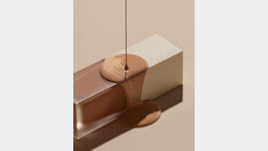 “AI로 피부색 측정해 꼭 맞는 화장품 만들어드려요”