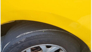 “곧 터질듯”…장마철 실밥까지 드러난 ‘어린이집 차량’ 타이어