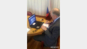 러시아, 북한에 나진-하산 철도 운송 확대 제안…국경 개방 관건