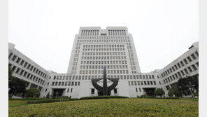 ‘뇌출혈 내연녀 방치 사망’ 국토연 前부원장 징역 8년 확정